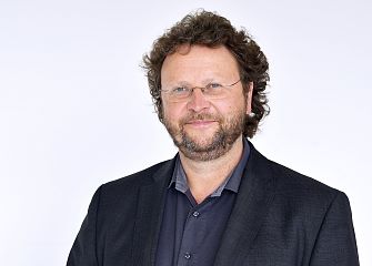 Dr. Schoner